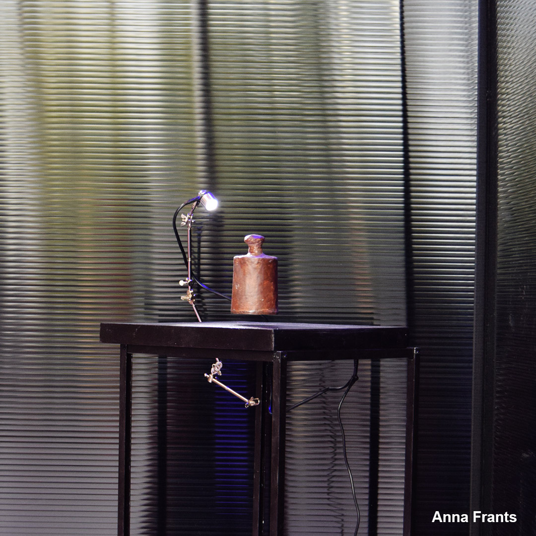 Anna Frants, Unidentified Object #3 par Zandrine C